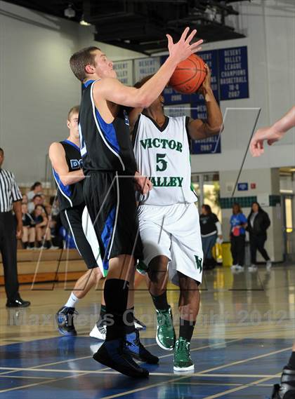 Thumbnail 3 in Dana Hills vs. Victor Valley (MaxPreps Holiday Classic) photogallery.