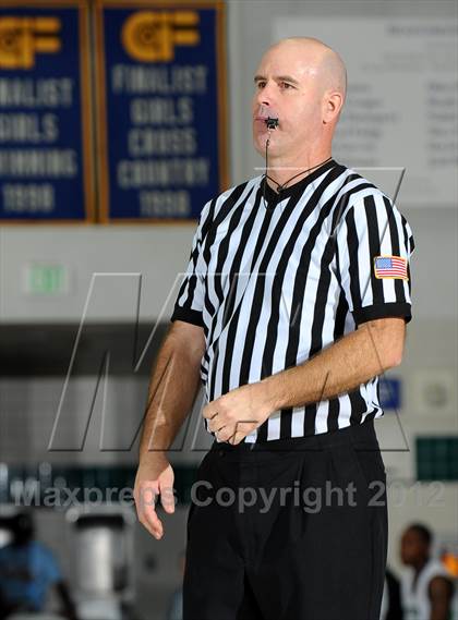 Thumbnail 3 in Dana Hills vs. Victor Valley (MaxPreps Holiday Classic) photogallery.