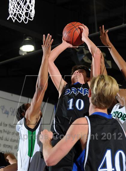 Thumbnail 1 in Dana Hills vs. Victor Valley (MaxPreps Holiday Classic) photogallery.