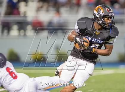 Thumbnail 1 in North vs. South (Phil Simms Classic) photogallery.