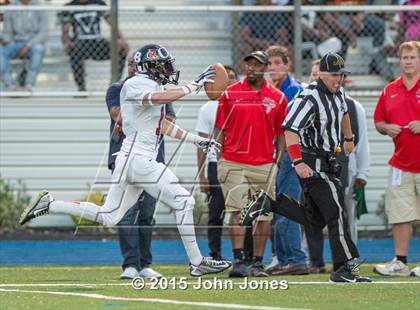 Thumbnail 1 in North vs. South (Phil Simms Classic) photogallery.