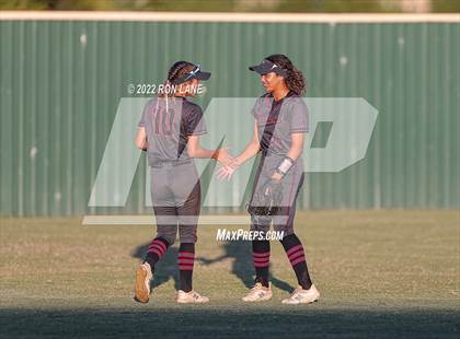 Thumbnail 3 in Yukon @ Mustang (OSSAA 6A Region 1 Playoff) photogallery.
