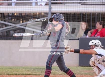 Thumbnail 3 in Yukon @ Mustang (OSSAA 6A Region 1 Playoff) photogallery.
