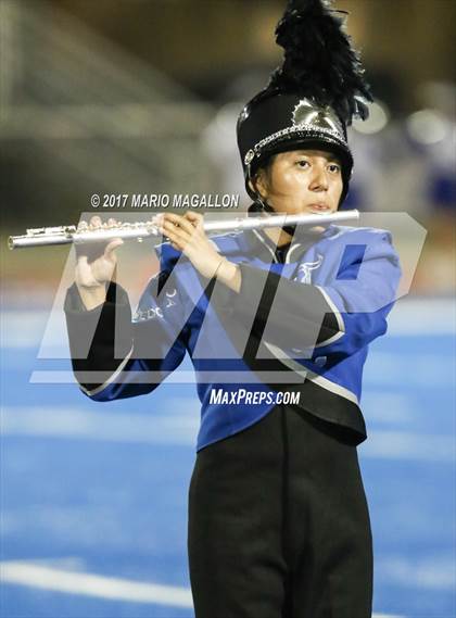Thumbnail 3 in Cigarroa @ Veterans Memorial photogallery.