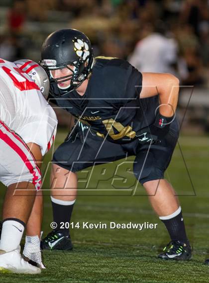 Thumbnail 2 in Van Nuys @ Calabasas photogallery.