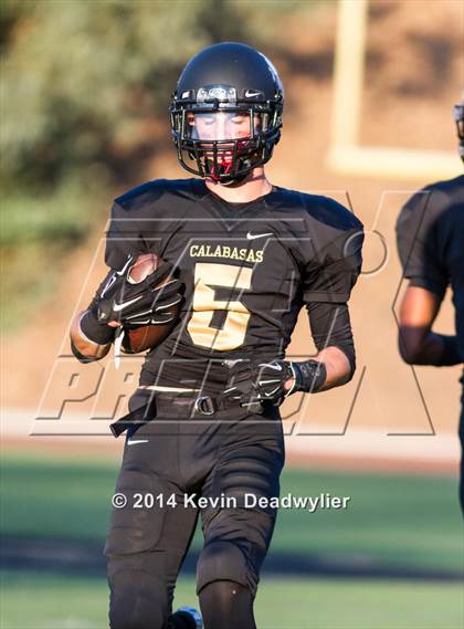 Thumbnail 1 in Van Nuys @ Calabasas photogallery.