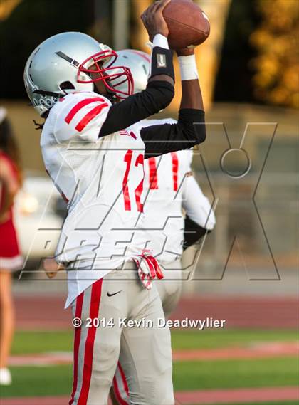 Thumbnail 3 in Van Nuys @ Calabasas photogallery.