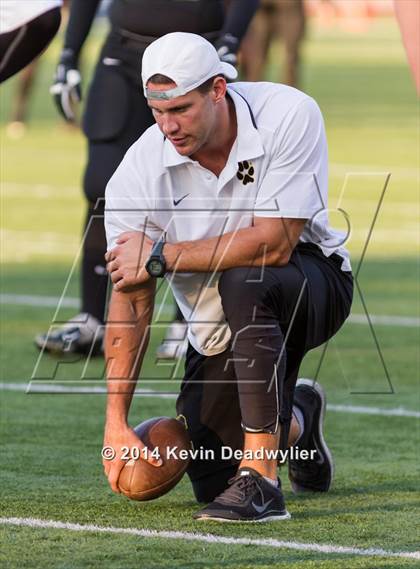 Thumbnail 1 in Van Nuys @ Calabasas photogallery.