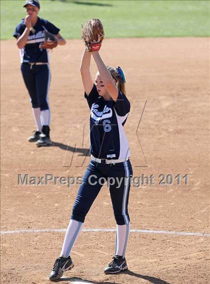 Thumbnail 2 in La Mirada vs. Camarillo (CIF SS D2 Final) photogallery.