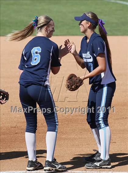 Thumbnail 2 in La Mirada vs. Camarillo (CIF SS D2 Final) photogallery.