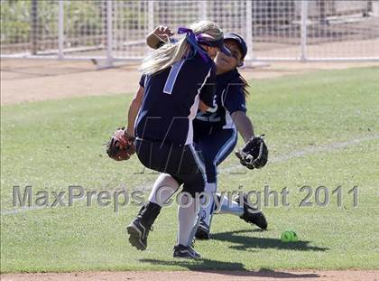 Thumbnail 2 in La Mirada vs. Camarillo (CIF SS D2 Final) photogallery.