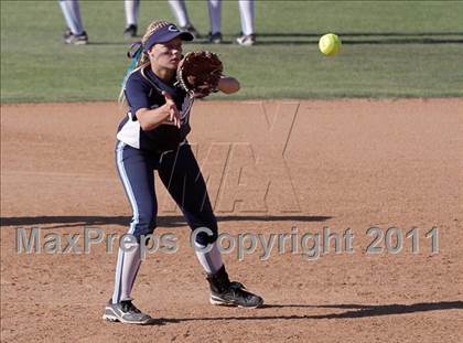 Thumbnail 1 in La Mirada vs. Camarillo (CIF SS D2 Final) photogallery.