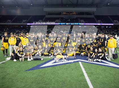 Thumbnail 2 in Paradise vs. Malakoff (UIL 3A D1 Semifinal) photogallery.