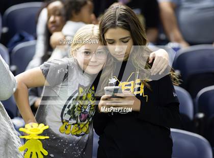 Thumbnail 1 in Paradise vs. Malakoff (UIL 3A D1 Semifinal) photogallery.