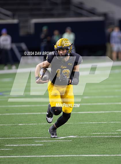 Thumbnail 2 in Paradise vs. Malakoff (UIL 3A D1 Semifinal) photogallery.