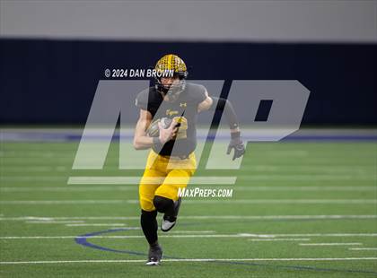Thumbnail 3 in Paradise vs. Malakoff (UIL 3A D1 Semifinal) photogallery.