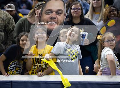 Thumbnail 3 in Paradise vs. Malakoff (UIL 3A D1 Semifinal) photogallery.