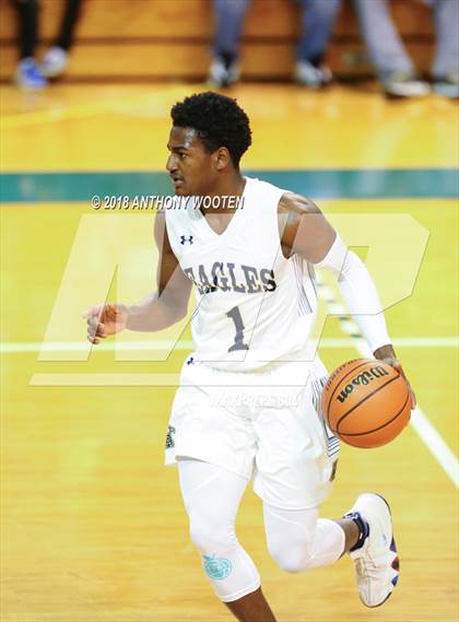 Thumbnail 2 in Fayetteville Academy vs Word of God Christian Academy (Hoops and Dreams Showcase) photogallery.