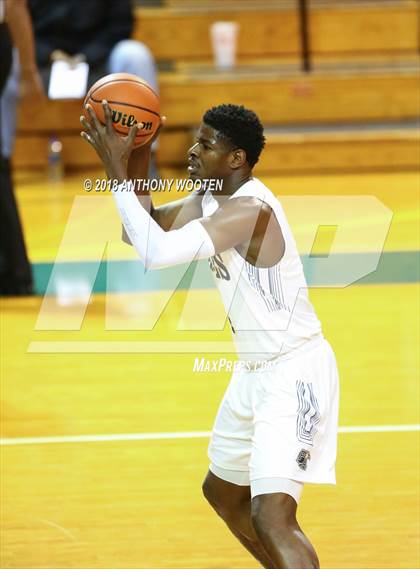 Thumbnail 3 in Fayetteville Academy vs Word of God Christian Academy (Hoops and Dreams Showcase) photogallery.