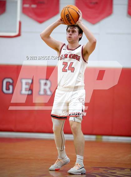 Thumbnail 2 in West Side @ Glen Ridge (NJSIAA Section 2 Group 1 Final) photogallery.