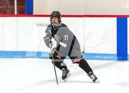 Thumbnail 1 in South Kent School vs Shattuck-St. Mary's (Prep Hockey Conference Showcase) photogallery.