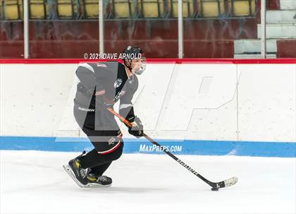 Thumbnail 3 in South Kent School vs Shattuck-St. Mary's (Prep Hockey Conference Showcase) photogallery.