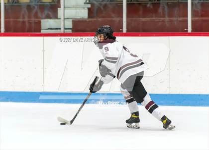 Thumbnail 1 in South Kent School vs Shattuck-St. Mary's (Prep Hockey Conference Showcase) photogallery.