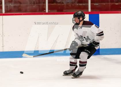 Thumbnail 1 in South Kent School vs Shattuck-St. Mary's (Prep Hockey Conference Showcase) photogallery.