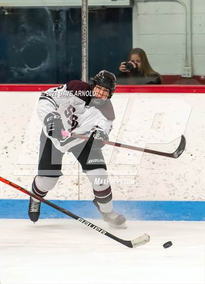 Thumbnail 1 in South Kent School vs Shattuck-St. Mary's (Prep Hockey Conference Showcase) photogallery.