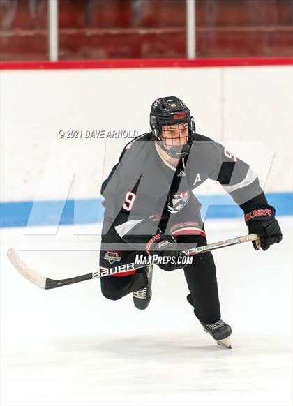 Thumbnail 1 in South Kent School vs Shattuck-St. Mary's (Prep Hockey Conference Showcase) photogallery.