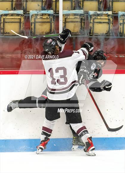 Thumbnail 2 in South Kent School vs Shattuck-St. Mary's (Prep Hockey Conference Showcase) photogallery.