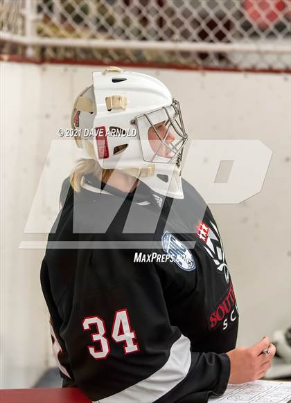 Thumbnail 1 in South Kent School vs Shattuck-St. Mary's (Prep Hockey Conference Showcase) photogallery.