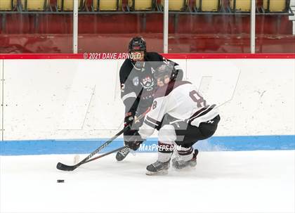 Thumbnail 1 in South Kent School vs Shattuck-St. Mary's (Prep Hockey Conference Showcase) photogallery.