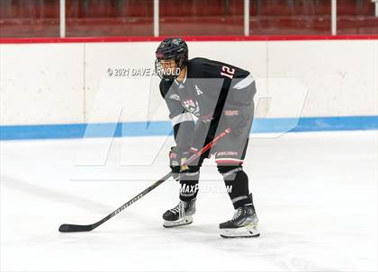 Thumbnail 3 in South Kent School vs Shattuck-St. Mary's (Prep Hockey Conference Showcase) photogallery.