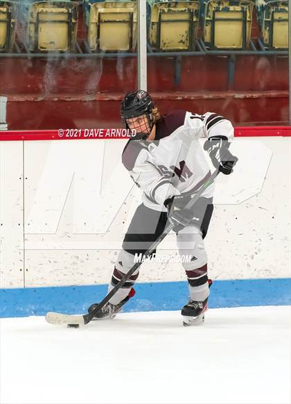 Thumbnail 3 in South Kent School vs Shattuck-St. Mary's (Prep Hockey Conference Showcase) photogallery.