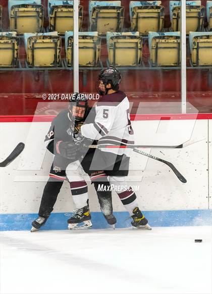 Thumbnail 1 in South Kent School vs Shattuck-St. Mary's (Prep Hockey Conference Showcase) photogallery.