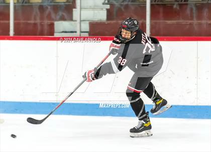 Thumbnail 3 in South Kent School vs Shattuck-St. Mary's (Prep Hockey Conference Showcase) photogallery.