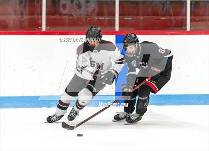Thumbnail 3 in South Kent School vs Shattuck-St. Mary's (Prep Hockey Conference Showcase) photogallery.