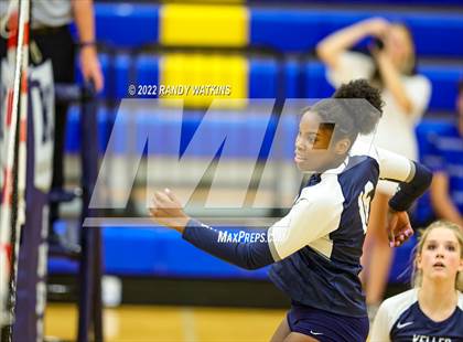 Thumbnail 3 in Southlake Carroll @ Keller photogallery.