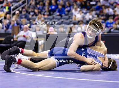 Thumbnail 1 in IHSAA Semi State (Evansville) photogallery.