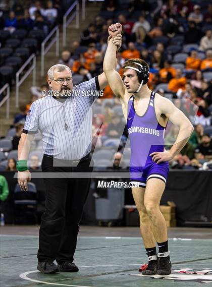 Thumbnail 2 in IHSAA Semi State (Evansville) photogallery.