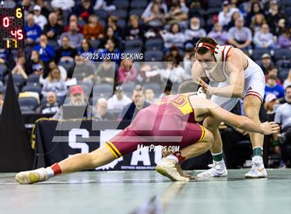 Thumbnail 3 in IHSAA Semi State (Evansville) photogallery.