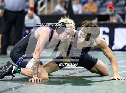Thumbnail 3 in IHSAA Semi State (Evansville) photogallery.