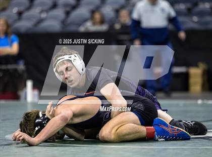 Thumbnail 3 in IHSAA Semi State (Evansville) photogallery.