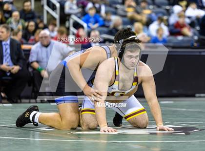 Thumbnail 3 in IHSAA Semi State (Evansville) photogallery.