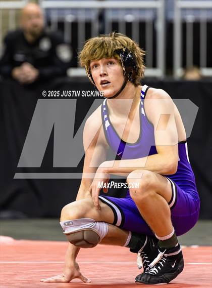 Thumbnail 3 in IHSAA Semi State (Evansville) photogallery.