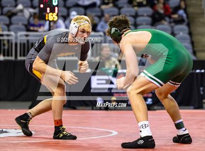 Thumbnail 3 in IHSAA Semi State (Evansville) photogallery.