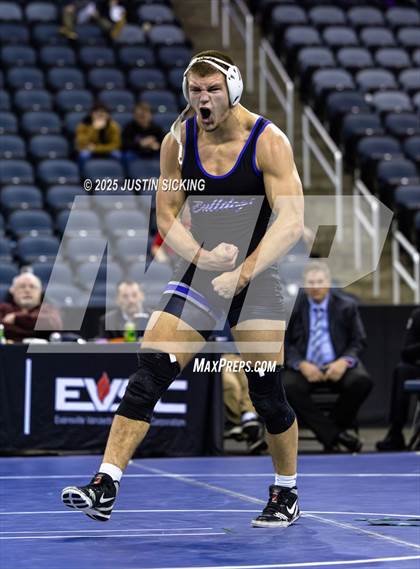 Thumbnail 1 in IHSAA Semi State (Evansville) photogallery.