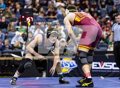 Thumbnail 1 in IHSAA Semi State (Evansville) photogallery.