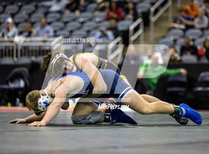 Thumbnail 2 in IHSAA Semi State (Evansville) photogallery.